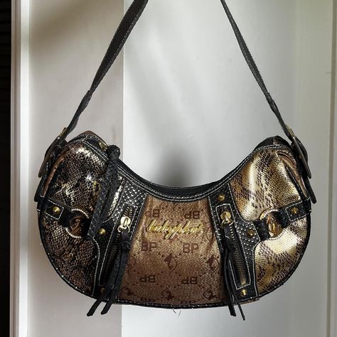 Y2K Baby phat purse✨🖤✨

Babyphat gold snake print... - Depop Baby Phat Purse, Baby Phat, Gold Snake, Snake Print, Gems, Purse, Monogram, Shoulder Bag, Gold