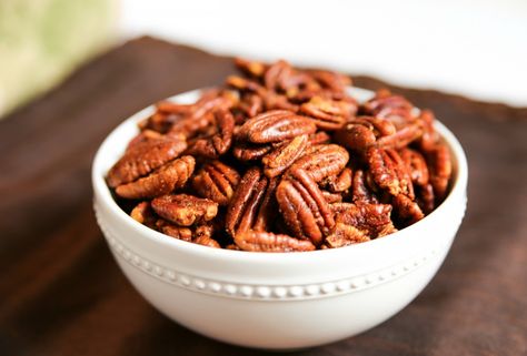 Savory Roasted Pecans Savory Pecans, Roasted Pecans Recipe, Caramel Pecans, Candied Pecans Recipe, Glazed Pecans, Sugared Pecans, Spiced Pecans, Roasted Pecans, Nut Recipes