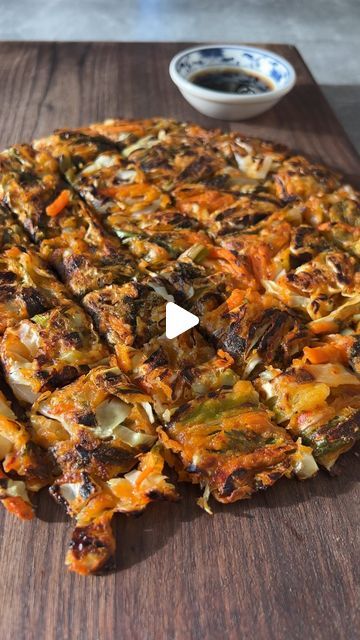 Recipes With Kimchi, Korean Veggies, Kimchi Pancakes, Spring Onion Recipes, Carrot Pancakes, Kimchi Pancake, Weekend Food, Lectin Free, London Eats