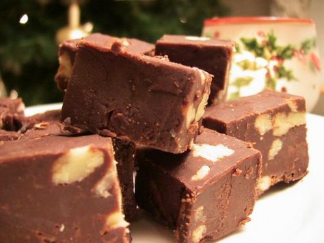 The Best Kahlua and Coffee Fudge! from Food.com:   								This is an amazing recipe for the most wonderful Kahlua and coffee fudge that you will ever taste! My favorite Kahlua fudge, by far! And nothing could be simpler. Enjoy with a cup of coffee and you will be in heaven. Perfect for holiday cookie trays or gift giving. From Taste of Home "Best of Christmas". Coffee Fudge Recipes, Kahlua Fudge, Cookies Christmas Gift, Coffee Fudge, Kahlua Recipes, Christmas Cookies Gift, Homemade Fudge, Cookies Christmas, Homemade Candies