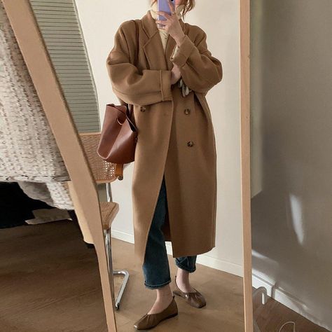 Wool Long Coat, Woolen Coat Woman, Fall Chic, Long Winter Coats, Middle Age Fashion, Long Wool Coat, Langer Mantel, Wool Handmade, Notch Collar