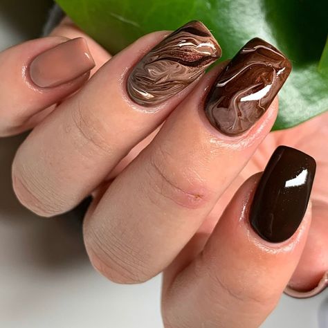 Fall Nail Inspiration Acrylic, Nail Designs Chic, Olive Green Nails, Black Marble Nails, Chrome Nail Designs, Marble Nail Designs, Chrome Nails Designs, Marble Nail, Chrome Nail