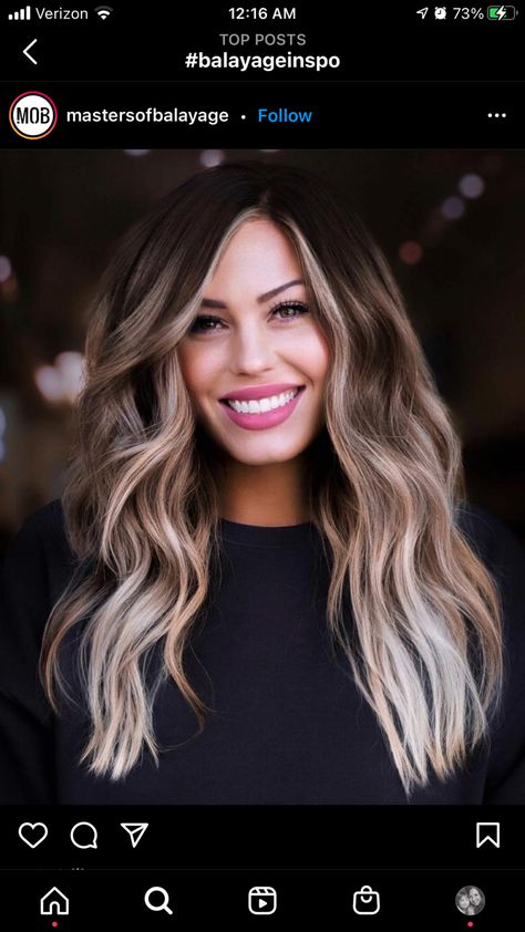 Hair With Accent Color, Brunette Balayage Hair Medium Long Bobs, Ombré Hair 2023, Brunette Color Melt Balayage, Baylage Hair Dark Brown To Blonde, Haircolor Ideas 2023 Spring, 2023 Ombre Hair, Wine Bar Outfit Night Winter, Ombré Brown To Blonde