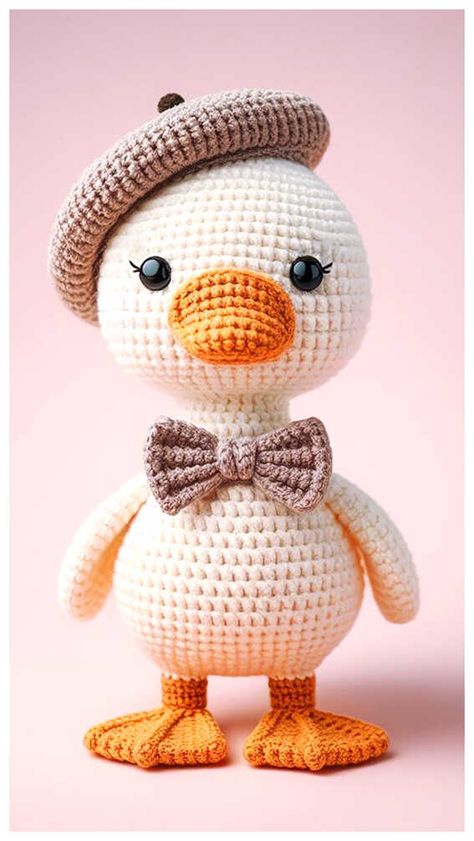 Goose Amigurumi, Crochet Goose, Crochet Turtle Pattern, Disney Crochet Patterns, Easy Crochet Animals, Crochet Teddy Bear Pattern, Crochet Animals Free Patterns, Crochet Amigurumi Free Patterns, Crochet Amigurumi Free