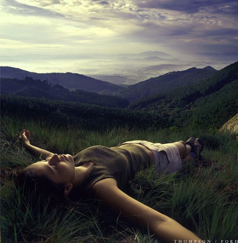 .... Wayne Dyer, Eckhart Tolle, Carl Sagan, A Hill, Just Relax, The Grass, Life Is Beautiful, Happy Places, Beautiful Photo