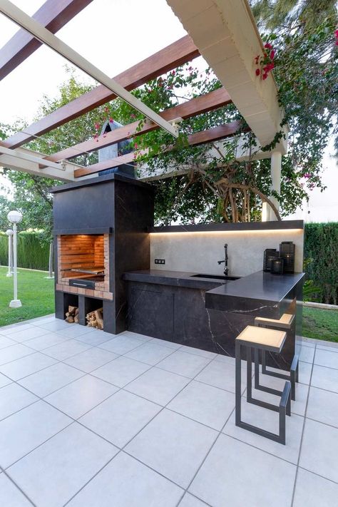 Outdoor Kitchen Design Layout Grill Area, Outdoor Kitchen Design Modern, Design Grill, Barbecue Design, Outdoor Barbeque, Modern Outdoor Kitchen, Outdoor Kitchen Decor, Outdoor Bbq Kitchen, Outdoor Kitchen Ideas