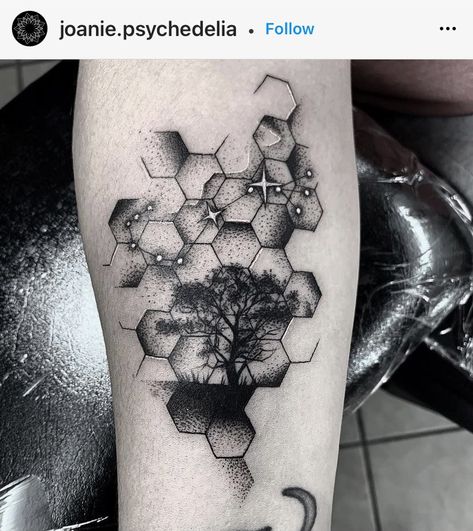 Pathway Tattoo, Friend Tats, Hexagon Tattoo, David Tattoo, Honeycomb Tattoo, Tree Tattoo Men, Geometric Sleeve Tattoo, Muster Tattoos, Geometry Tattoo