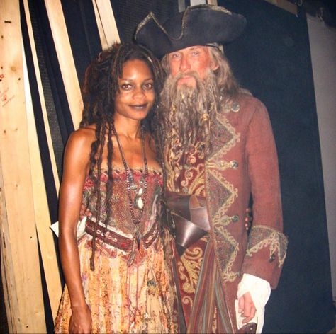 Davy Jones And Calypso, Calypso Pirates, Davy Jones Pirates, Tia Dalma, Naomie Harris, جوني ديب, Sea Of Stars, Pirate King, Pirate Halloween