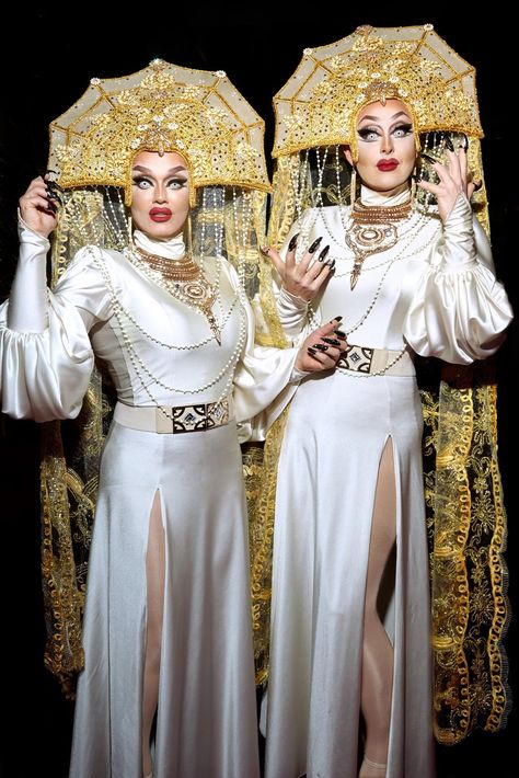 DRAGULA hosts The Boulet Brothers #bouletbrothers #dragula #drag Boulet Brothers Dragula, Boulet Brothers, Drag Queen Makeup, King Outfit, Drag King, Queen Makeup, Cool Makeup Looks, Rupaul Drag, Halloween Inspo