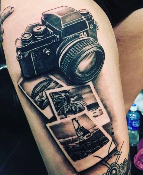 Tattoo Traveling, Polaroid Tattoo, Photography Tattoos, Camera Tattoos, Camera Tattoo, Photo Polaroid, Shape Tattoo, Tattoo Photography, Detailed Tattoo