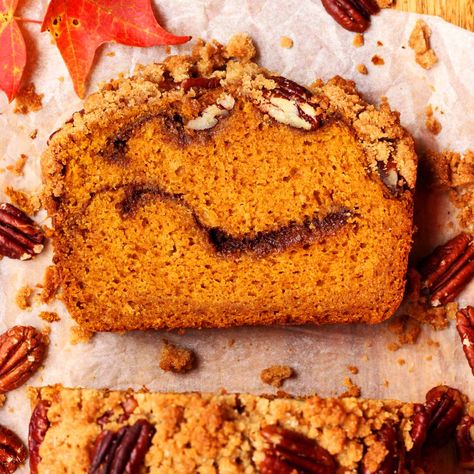 Pumpkin Bread Recipes, Pecan Streusel Topping, Scientifically Sweet, Pumpkin Streusel Muffins, Bread Ideas, Pumpkin Pecan Pie, Muffin Streusel, Homemade Pumpkin Puree, Swirled Bread