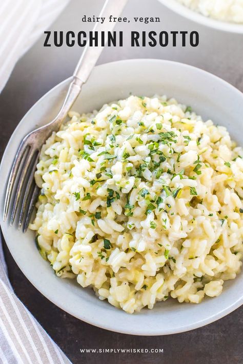 This easy, zucchini risotto recipe has no cheese and is naturally gluten free (used GF broth). It’s a great summer side dish. Serve it with grilled chicken or shrimp for a healthy dinner, or have it on its own for a delicious vegan meal. #risotto #zucchini Risotto Vegetable, Risotto Dairy Free, Healthy Risotto Recipes, Dairy Free Risotto, Recipe Risotto, Healthy Risotto, Zucchini Risotto, Easy Risotto, Rice Risotto