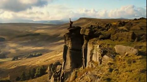 Liz on top of the world. One of my favorite movie moments, ever. Stanage Edge, Hathersage Moor, Hathersage, Derbyshire, England, UK Pride And Prejudice Stills, The Tragedy Of Macbeth, Pride And Prejudice 2005, Pride Prejudice, Top Of The World, Pride And Prejudice, Cinematography, Secret Garden, Cover Photos