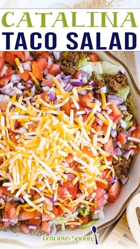 Topped with a homemade dressing, this Catalina Taco Salad Recipe features all of your favourite taco toppings for a quick, easy, tasty weeknight dinner. Fully customizable to your family’s preferences, to make this a dinner everyone will love! If there’s anything I love more than tacos, it’s this homemade taco salad. It has all of my favourite taco toppings piled on top of crisp lettuce and topped with a creamy homemade Catalina dressing. | @thedeliciousspoon #tacosaladrecipe #howtomaketacosalad Catalina Taco Salad, Taco Salad Dressing, Catalina Dressing, Taco Salad Recipe, Taco Toppings, Taco Salad Recipes, Keto Diet Guide, Healthy Living Recipes, Homemade Dressing