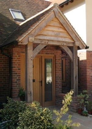 Pictures of completed oak-framed building projects supplied by English Heritage Buildings. Porch Oak, Sas Entree, Timber Frame Porch, Veranda Design, Porch Canopy, Porch Interior, Oak Framed Buildings, Cottage Porch, House Front Porch