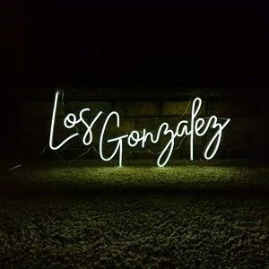 Brighten up your space with a custom neon sign. ✨ Spanish Last Names, Cake Table Sign, Sweetheart Table Sign, Custom Neon Lights, Personalized Wedding Sign, Wedding Neon Sign, Neon Wedding, Neon Party, Color Changing Lights