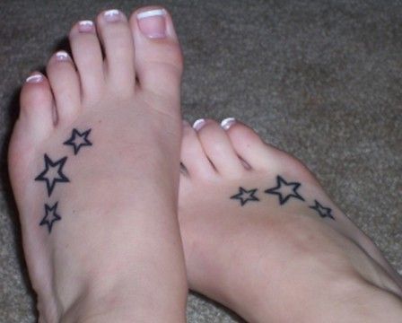 Star Foot Tattoos, Cute Foot Tattoos, Tattoo Foot, Foot Tattoos For Women, Pretty Tattoos For Women, 3d Star, 1 Tattoo, Girly Tattoos, Foot Tattoo