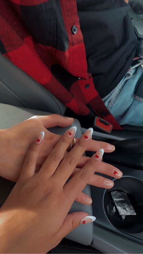 #nails #matchingnails #lgbtq Matching Nails For Lesbian Couples, Lesbian Matching Nails, Lesbian Couple Nails Matching, Wlw Nails, Nails With Boyfriend, Relationship Nails, Boyfriend And Girlfriend Nails, His And Hers Nails, Matching Couple Nails