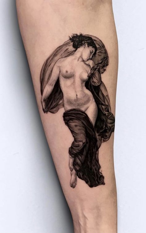 Greek Goddess Statue Tattoo, Greek Woman Tattoo, Afrodita Tattoo, Tattoo Para, Greek Goddess Tattoo, Artemis Tattoo, Aphrodite Tattoo, Statue Tattoo, Greek Mythology Tattoos