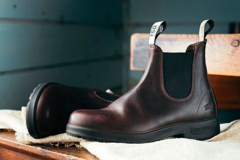 Men Blundstone, Blundstone Boots Mens, Blundstone Style, Blundstone Mens, Stocking Ideas, Blundstone Boots, Adventure Boots, Work Uniform, Chelsea Boots Men