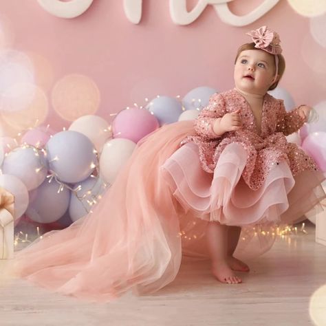 Flower Girl Dresses Cute Pink Glitter Sequined Shiny Puffy Organza With Bow Fit Wedding Party Princess Ball Gowns - AliExpress Sequin Flower Girl Dress, Pink Ball Gown, Pink Flower Girl Dresses, Detachable Train, Glamour Style, Dresses Cute, Princess Ball Gowns, Organza Dress, Birthday Party Dress