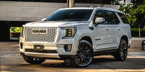 2021 GMC Yukon Denali Whiteout Build – VIP Auto Accessories Blog White Yukon Denali Blacked Out, Yukon Suv, Denali Truck, Gmc Denali, Custom Lifted Trucks, Daydream Believer, Gmc Yukon Denali, Yukon Denali, Lux Cars