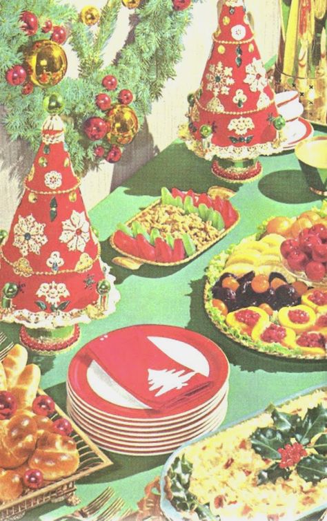 Be Inspired: 1960's Christmas Dinner - A Vintage Nerd Vintage Christmas Recipes, Vintage Christmas Party, Scary Food, 1960s Christmas, Christmas Feast, Party Platter, Vintage Decorating, City Decor, Retro Food