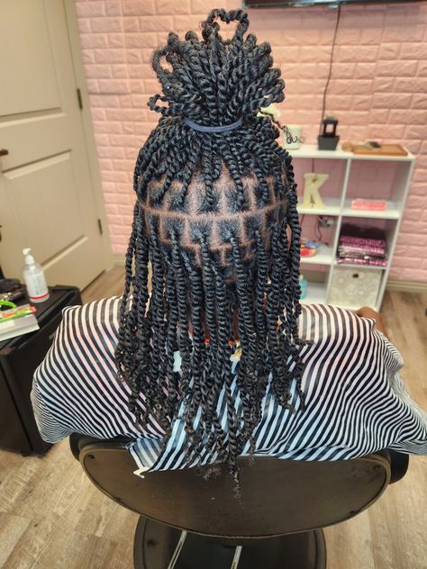 Two strand twists, starter locs, or a perfect twist out ✨️ Twist Starter Locs Two Strand, 2strand Twist Starter Locs, Locs Two Strand Twist, Mini Two Strand Twist Starter Locs, Twist Starter Locs, Two Strand Twist Starter Locs 4c Hair, Two Strand Twist Vs Coil Starter Locs, Two Strand Locs Starter Locs, Two Strand Twist Starter Locs