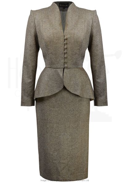 Suits Tv Shows, Suits Tv, Tailored Clothes, 1940s Style, Peplum Styling, Vintage Suits, 1940s Dresses, 1940s Fashion, Historical Dresses