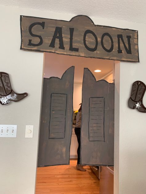 Cardboard Saloon Doors, Cowboy Theme Birthday Party Decorations, Western Dance Ideas, Western Hallway Decor School, Wild West School Theme, Diy Saloon Doors Cardboard Western Theme, Boots And Beauties Dance Decor, Saloon Party Decorations, Western Hallway Decor