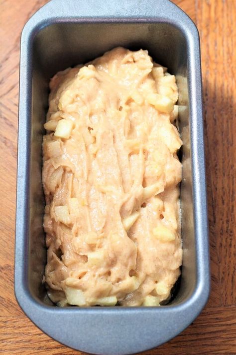 Moist Apple Banana Bread - My Recipe Treasures Banana Bread With Apples, Banana And Apple Bread, Apple Banana Recipes, Banana Apple Bread, Apple Banana Bread, Cinnamon Banana Bread, Apple Bread Recipe, Dessert Breads, Oatmeal Bread