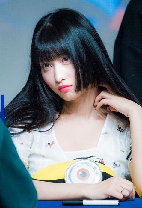 Hime Cut, Twice Momo, Hirai Momo, Beauty Collection, Aesthetic Hair, Girl Crush, Mini Album, Korean Girl, Hair Inspo