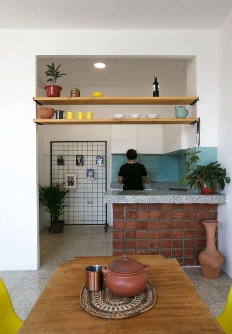 Normal Illinois, Brick Interior, House Inspo, 인테리어 디자인, Kitchen Inspirations, Kitchen Interior, Kitchen Dining Room, Ecuador, Interior Inspiration