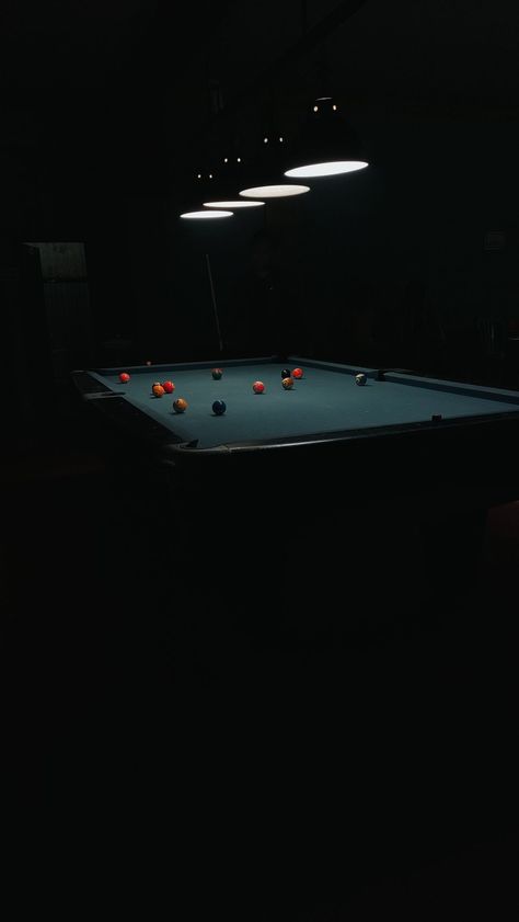 Billiard Aesthetic Boy, Cool Iphone Wallpaper For Guys, Billiard Wallpaper, Billiards Aesthetic, Wallpaper Musik, Lulu Mall, Thug Life Wallpaper, Black Hd Wallpaper, Ball Aesthetic