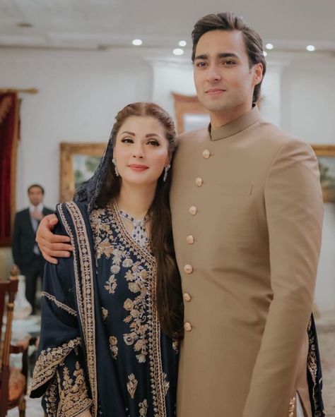 Junaid Safdar Wedding, Junaid Safdar, Man Dress Design, Maryam Nawaz, Asian Wedding Dress Pakistani, Asian Wedding Dress, Beautiful Eyes Pics, Bride And Groom Outfit, Pakistani Dresses Casual