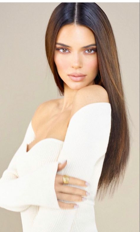 Kendall Jenner Height, Diet Rules, Strict Diet, American Model, Egg Toast, Detox Tea, Kendall Jenner, Toast, Egg