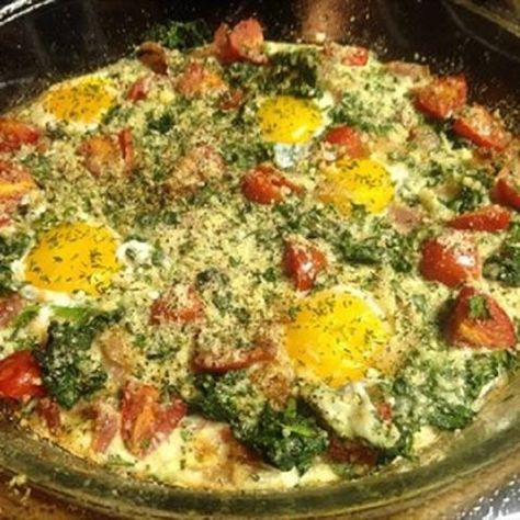 Strong and Beyond: BLT Egg Bake Breakfast Healthy Recipes, Beyond Diet Recipes, Bacon Kale, South Beach Diet Recipes, Baked Eggs Recipe, Beyond Diet, Egg Bake, Diet Breakfast, Breakfast Healthy