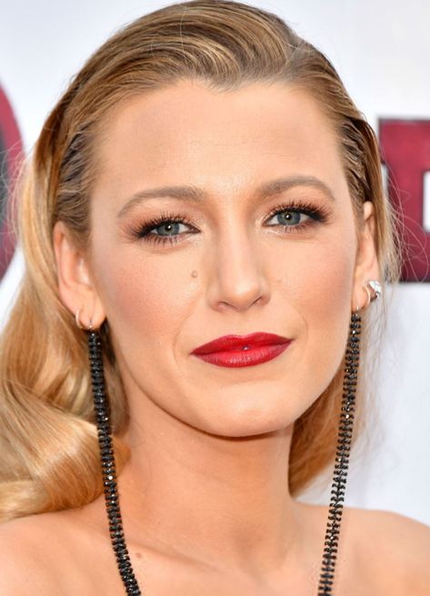 Blake’s Exact Red Lip – Filter Famous Blake Lively Makeup, Deadpool 2, So Relatable, Warm Blonde, Slick Hairstyles, Red Lip, Blake Lively, Celebrity Hairstyles, Red Lips