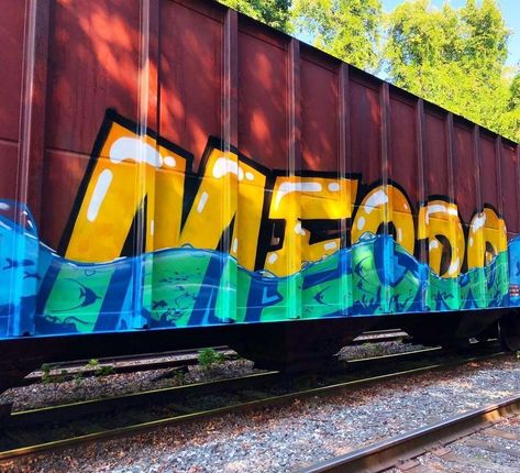 GRAFFITI ГРАФФИТИ VIVACITY.RU on Instagram: “@cooldude_xvi  #MECRO #граффити #graffiti #vivacityru_ #freight #freightbombing #graffart #bombedtrains #graffitiontrains #trainbombing…” Freight Train Graffiti, Train Graffiti, Love Graffiti, Freight Train, Spray Paint, Montana, Street Art, Graffiti, Train