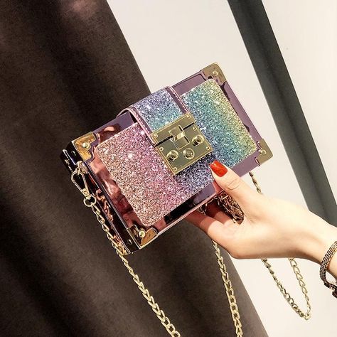 Pink glitter Cube chain bag, small size $38.99 Dimensions: 19CM*12CM*5CM Material: Other Gender: female Season: Spring, Summer, Autumn, Winter Color: Multicolor Occasion: Anniversary, Going out, Honeymoon, Music Festival, Night Club, Party, Work Width: 19CM Height: 12CM Depth: 5CM#chainbag#glitterpurse#cubebag#women'sfashionbag#smalltrendybags#bagsforteenagers#purseforstreetsnap#2019trendypurse#baginning# Tas Gucci, Mini Messenger Bag, Cheap Purses, Tas Fashion, Luxury Crossbody, Lv Bags, Handbags Affordable, Cheap Bags, Cute Purses