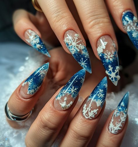 White And Blue Winter Nails, Blue Holiday Nail Designs, Blue And White Christmas Nails, Christmas Naildesign, Christmas Nails Blue, Nail Design 2023, Winter Nails Christmas, Christmas Tree Designs, Christmas Press On Nails