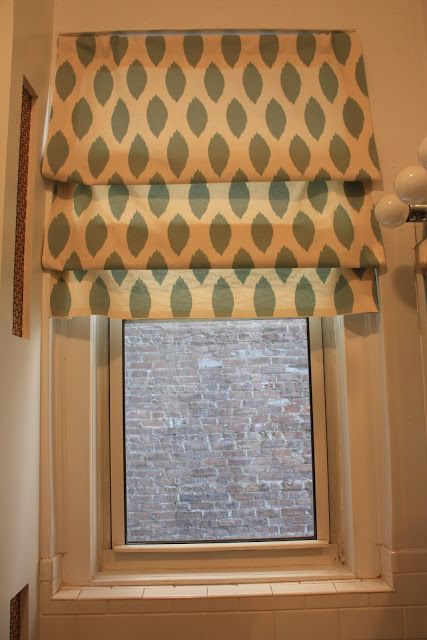 Southern in the City: No Sew Faux Roman Shades Kitchen Sink Window Treatments, Kitchen Window Treatments Diy, Bathroom Window Coverings, Kitchen Sink Window, Bathroom Window Curtains, Kitchen Window Curtains, Faux Roman Shades, Tension Rods, Bathroom Window