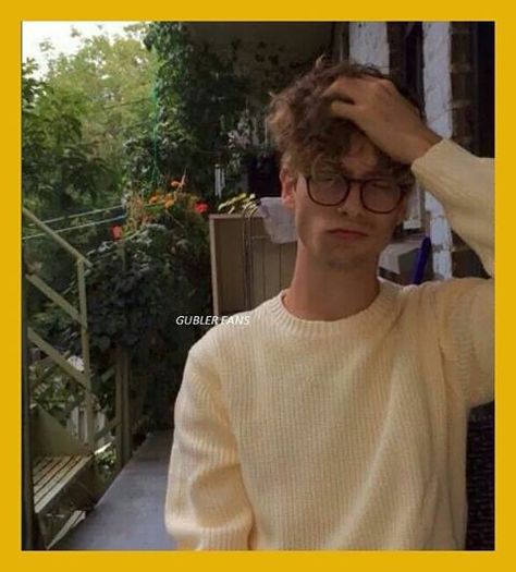 Bad Hair Day? Not Matthew. He still looks awesome! 🤗💛 Photo Credit: Gubler Fans/ Facebook #matthewgraygubler #mgg #gubler #gublerfans #cute #artist #losangeles @gublergram Dr Reid, Dr Spencer Reid, Crimal Minds, Matthew Gray, Matthew Gray Gubler, Spencer Reid, Bad Hair, Celebrity Crush