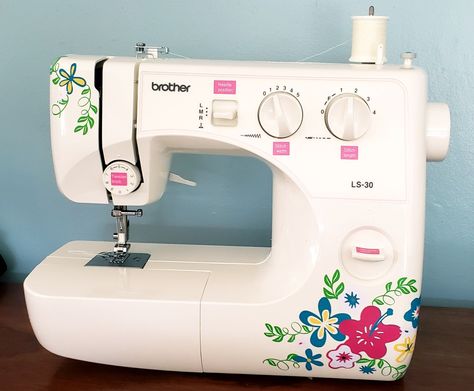 Cricut Sewing Machine Decal, Vinyl Flowers, Vinyl Decoration, Old Sewing Machines, Cricut Vinyl, Sewing Machines, Sewing Machine, Craft Room, Room Inspiration