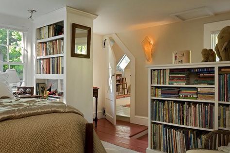 Home Library Design Ideas, Minimalist Bookshelves, Cape Style Homes, Attic Renovation Ideas, Bookshelves In Bedroom, Attic Design, Cape House, Hidden Rooms, Home Library Design