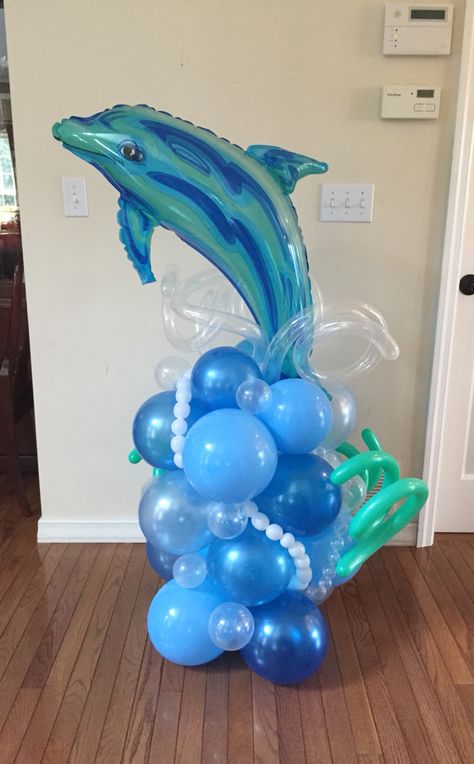 Dolphin Balloon Garland, Dolphin Pool Party, Ocean Balloon Decorations, Dolphin Birthday Party Ideas, Ocean Balloon Arch, Dolphin Party Ideas, Dolphin Themed Birthday Party, Dolphin Balloons, Balloon Dolphin