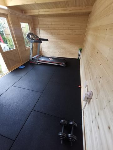 Gym Shed, Building A Home Gym, Home Gym Set, Gym Floor Mat, Small Home Gym, Home Gym Flooring, Home Gym Garage, Shed Floor, Gym Floor