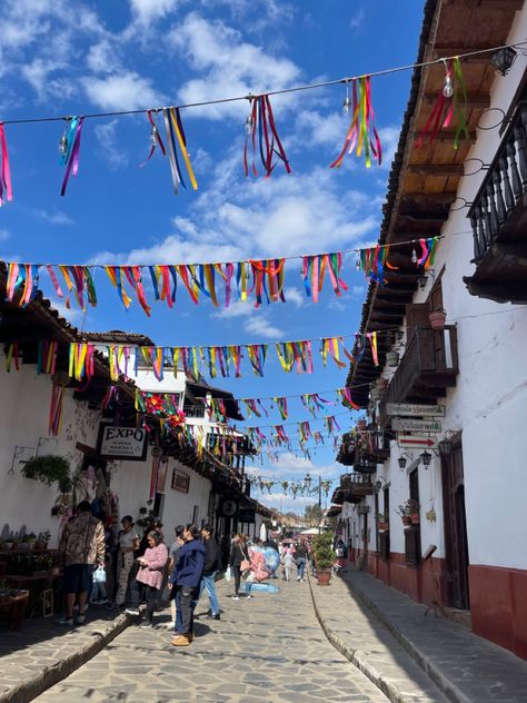 Mexico Life Aesthetic, Jalisco Mexico Aesthetic, Jalisco Aesthetic, Mexico Aesthetic Culture, Mexico Streets, Mexican Pueblo, Mexico Town, Rural Mexico, Aesthetic Mexico