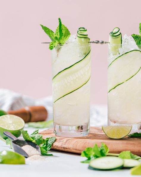 Cucumber Mint Mojito, Cucumber Mojito Recipe, Mint Mojito Recipe, Cucumber Mojito, Cucumber Drink, Cucumber Cocktail, Mojito Ingredients, Mojito Drink, Low Calorie Cocktails