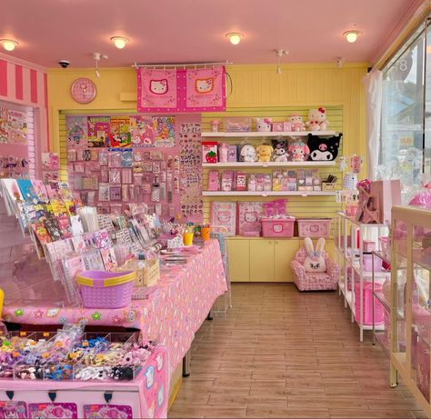 Stationery Store Design, Creative Booths, Cute Lounge, Kawaii Store, Retail Store Interior Design, Cute Store, Bazaar Ideas, Aesthetic Stores, Party Favors For Kids Birthday